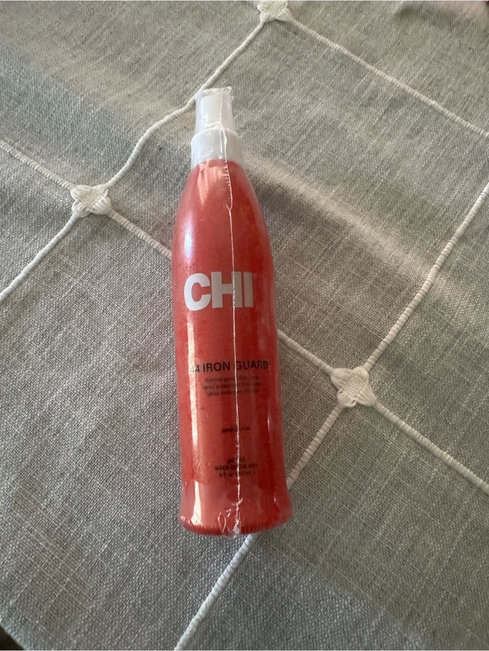CHI Iron Guard Heat Protectant Spray — Red
